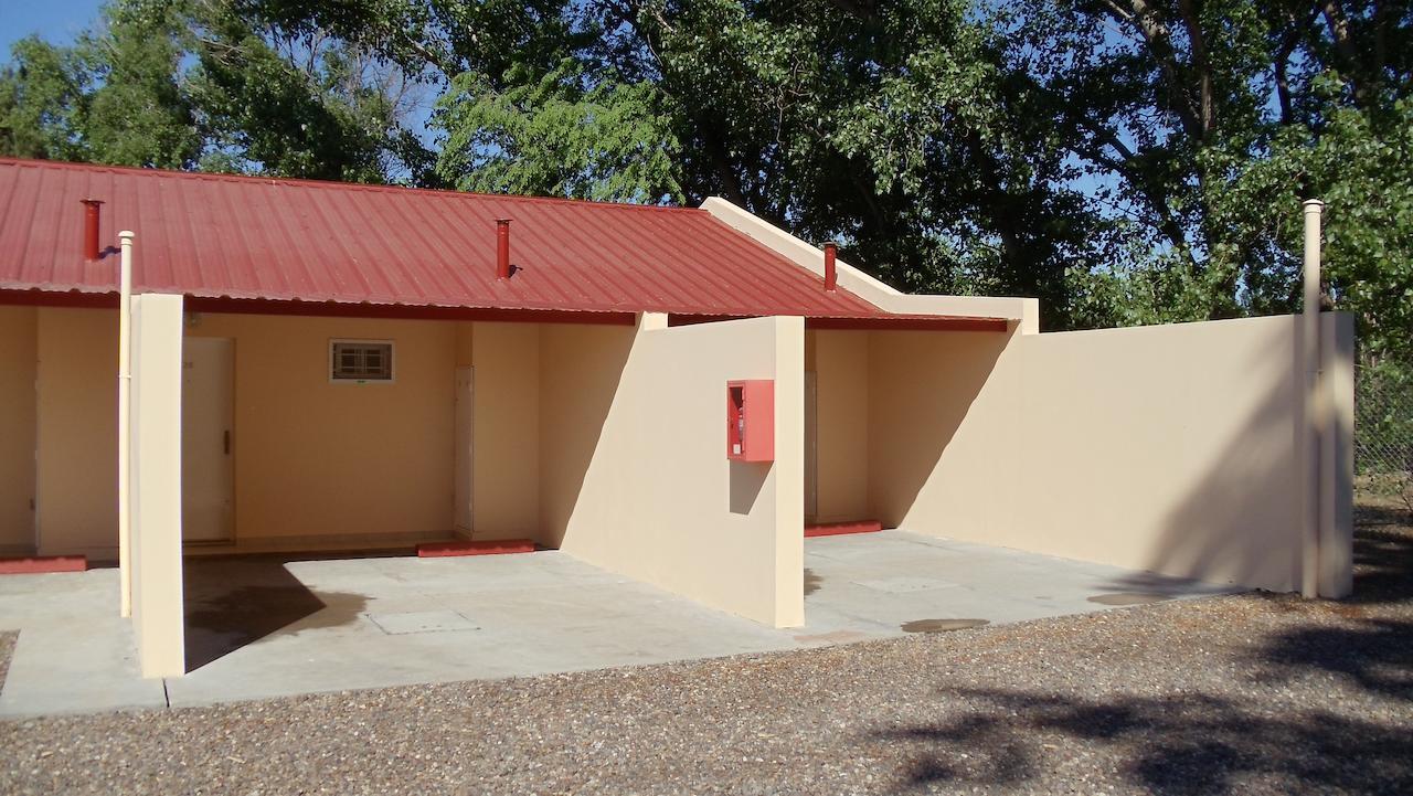 Hotel Quelu Leufu Rio Colorado Exterior photo